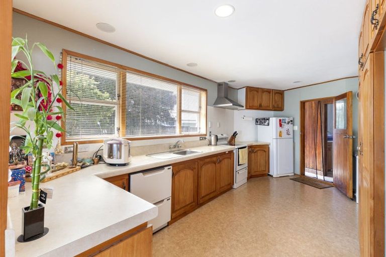 Photo of property in 76 Dundas Road, Sanson, 4817