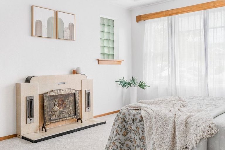 Photo of property in 57 Hargest Crescent, Saint Kilda, Dunedin, 9012