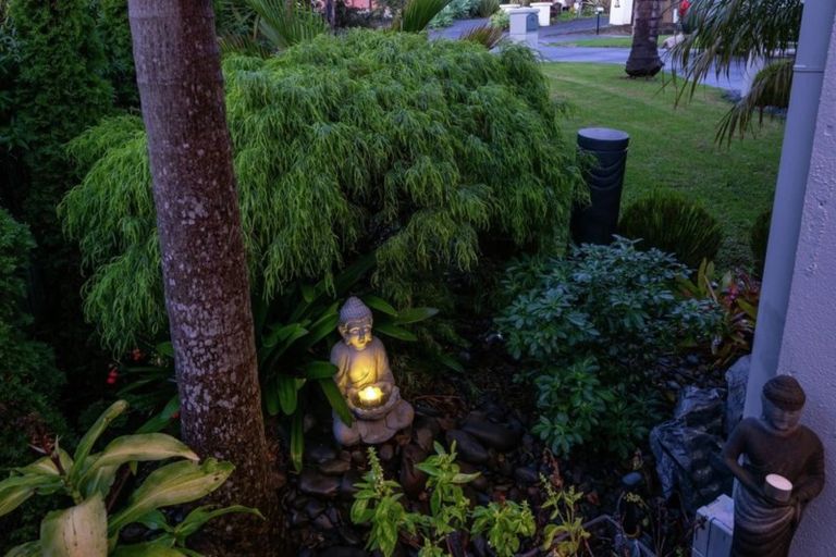 Photo of property in 9 Owenbeg Rise, Dannemora, Auckland, 2016