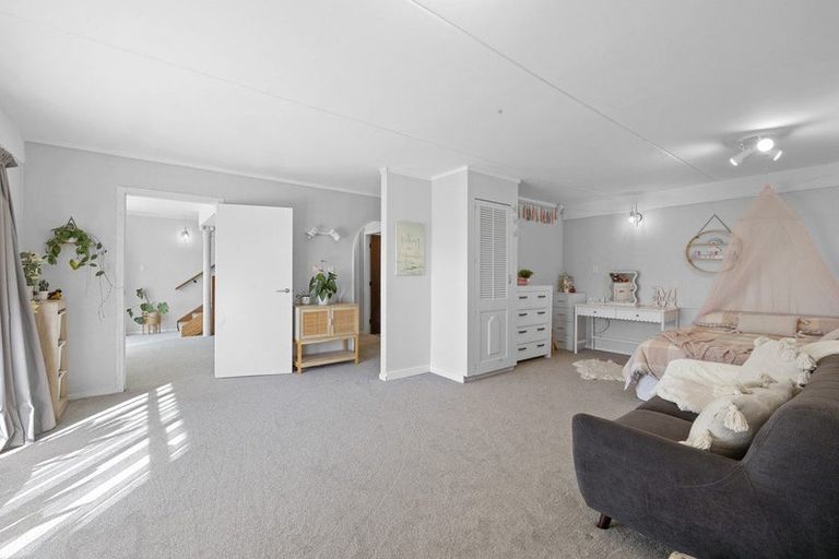Photo of property in 17 Pukekohatu Street, Waitara, 4320