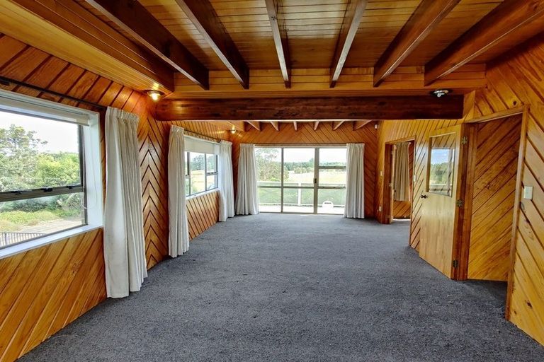 Photo of property in 841 Runciman Road, Runciman, Drury, 2578