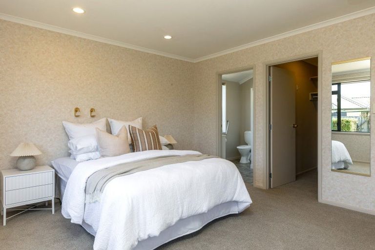 Photo of property in 26 Magnolia Drive, Springlands, Blenheim, 7201