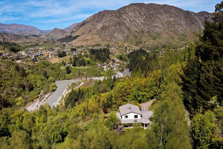 Photo of property in 108 Moonlight Track, Arthurs Point, Queenstown, 9371