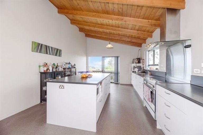 Photo of property in 21 Sturm Avenue, Massey, Auckland, 0614