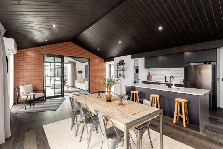 Photo of property in 32 Finstock Way, Rolleston, 7614