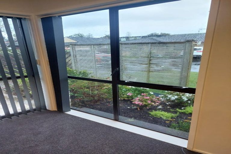 Photo of property in 10/482 Hibiscus Coast Highway, Orewa, 0931