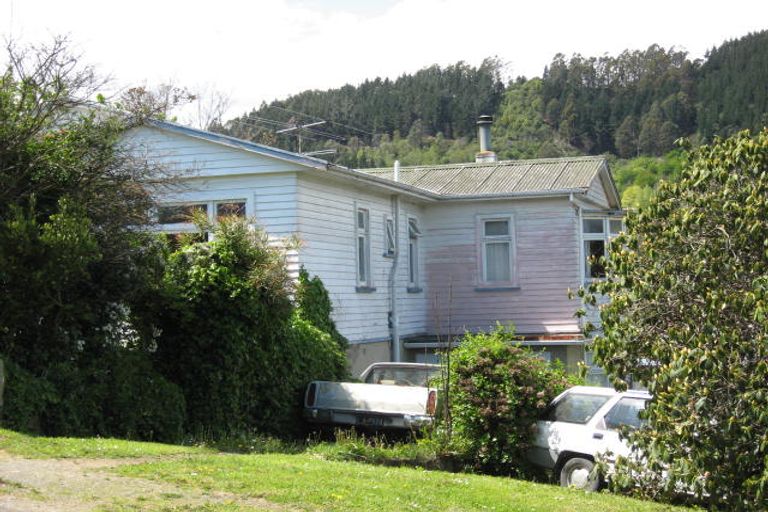 Photo of property in 21 Tipahi Street, Nelson South, Nelson, 7010