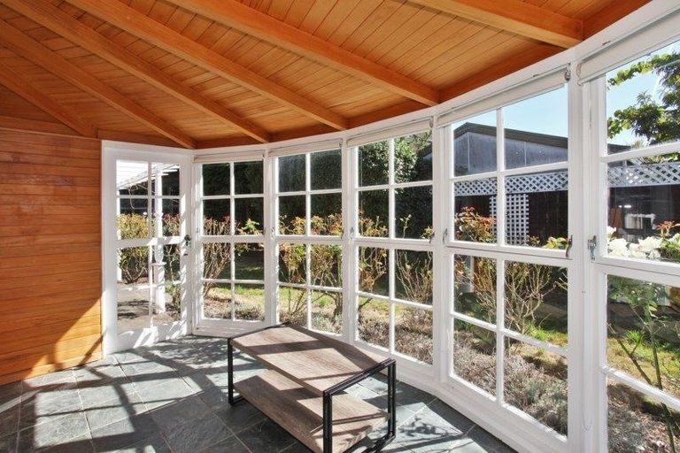 Photo of property in 60 Parkstone Avenue, Ilam, Christchurch, 8041