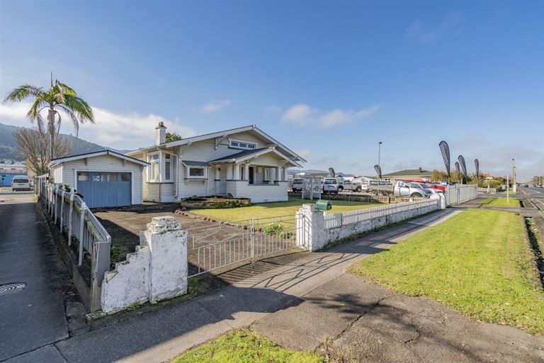 Photo of property in 402 Queen Sh25 Street, Thames, 3500