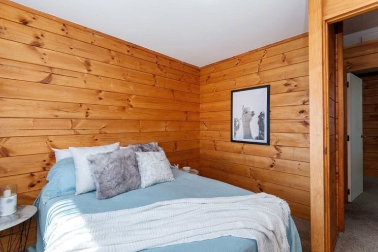 Photo of property in 24 Wiremu Street, Redwood, Christchurch, 8051