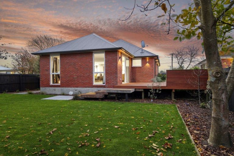 Photo of property in 56 Gilberthorpes Road, Hei Hei, Christchurch, 8042