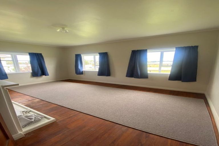 Photo of property in 57 East Street, Feilding, 4702