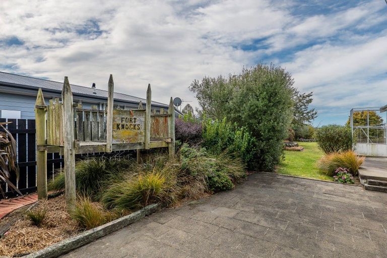 Photo of property in 228 Horndon Street, Darfield, 7510