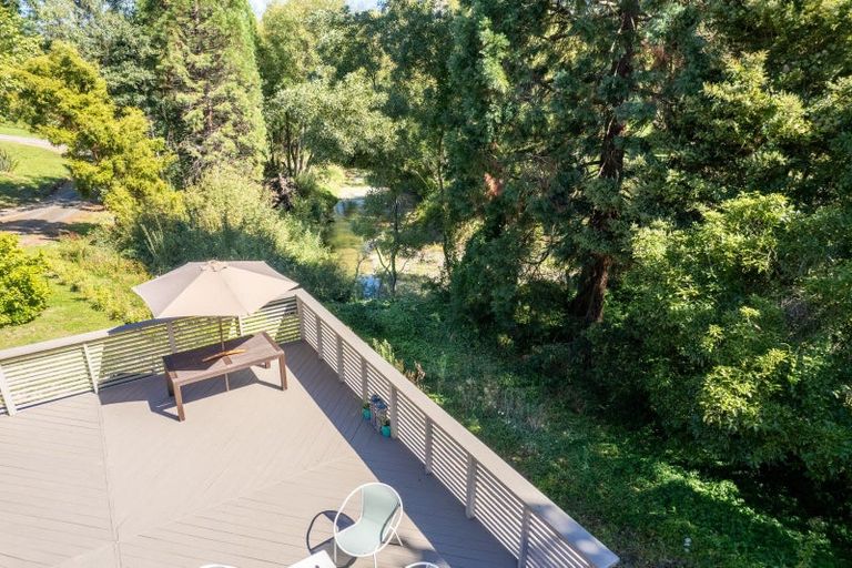 Photo of property in 45 Riverdale Road, Dannevirke, 4930