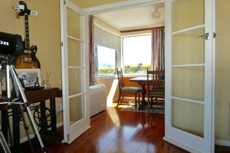 Photo of property in 28 Gorman Street, Macandrew Bay, Dunedin, 9014