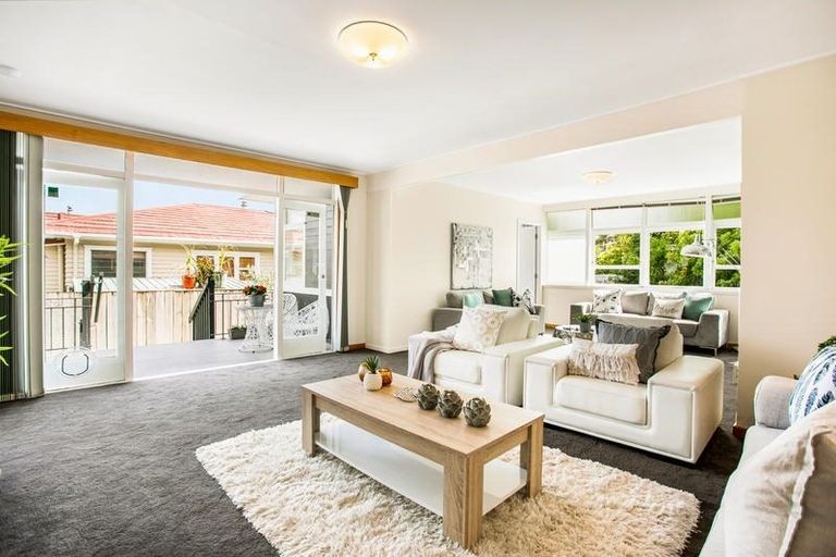 Photo of property in 483a West Coast Road, Glen Eden, Auckland, 0602