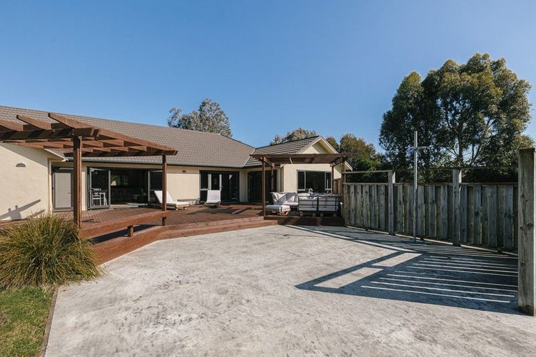 Photo of property in 45 Dobsons Lane, Kelvin Grove, Palmerston North, 4470
