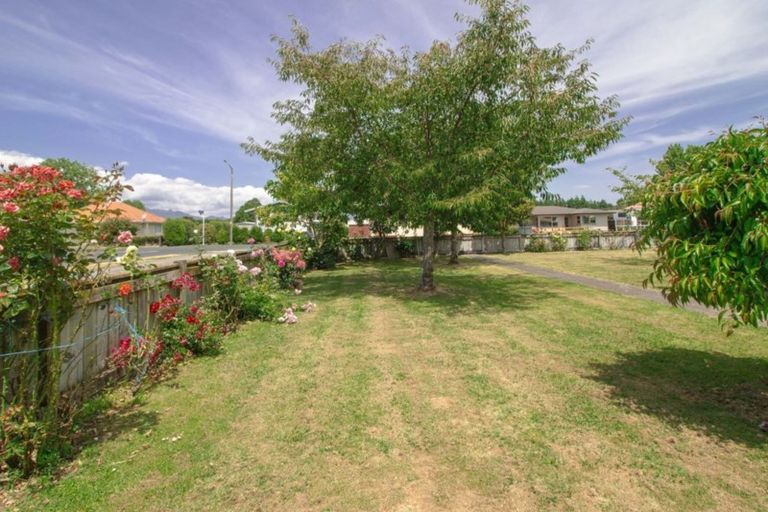 Photo of property in 14 Aroha View Avenue, Te Aroha, 3320