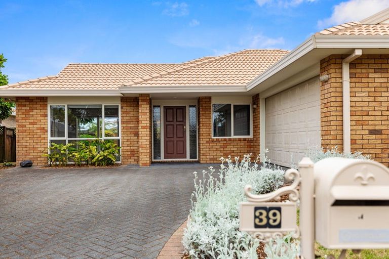 Photo of property in 39 Tuihana Drive, Papamoa Beach, Papamoa, 3118