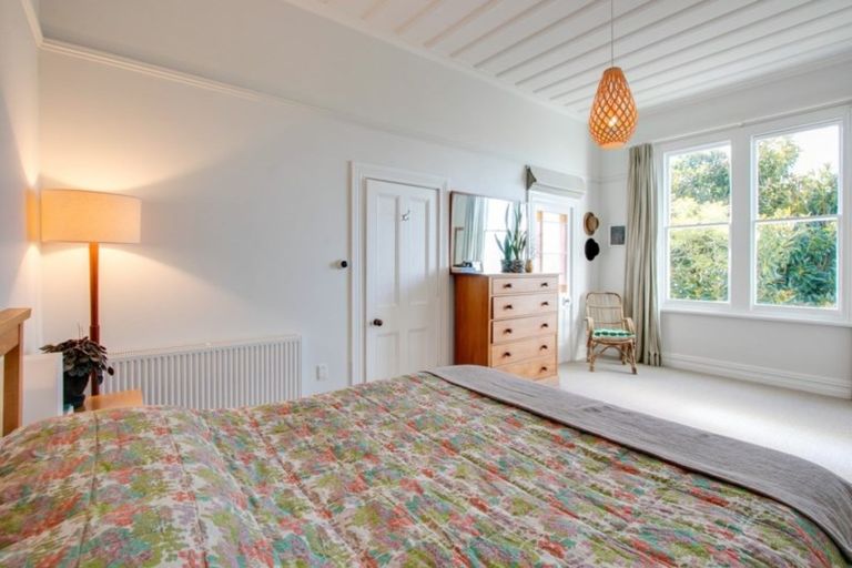 Photo of property in 13 Colenso Avenue, Hospital Hill, Napier, 4110