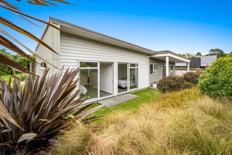 Photo of property in 45 Laly Haddon Place, Matakana, Warkworth, 0985