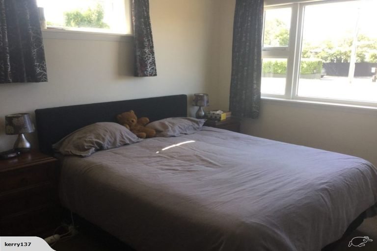 Photo of property in 27 Wades Avenue, Saint Martins, Christchurch, 8022