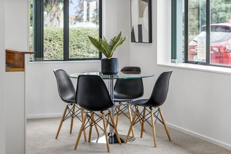 Photo of property in 45 Grosvenor Street, Cambridge, 3434