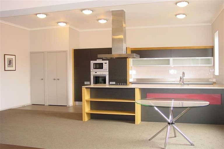 Photo of property in 16i Manse Street, Dunedin Central, Dunedin, 9016