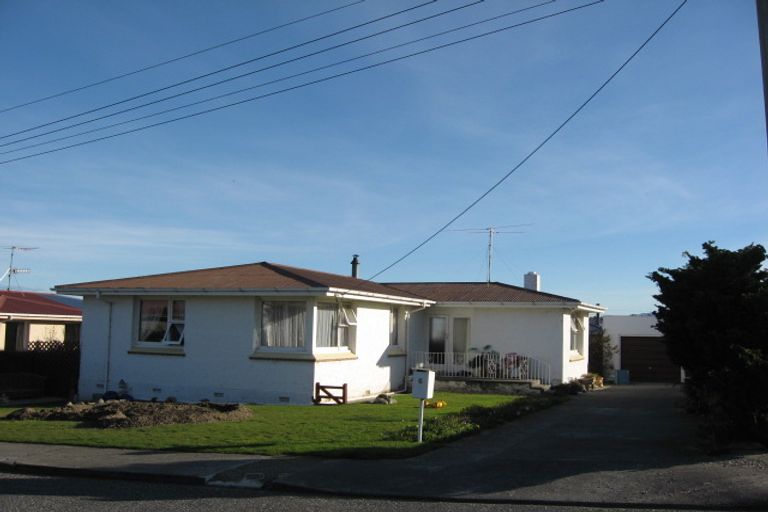 Photo of property in 6 Charles Street, East Gore, Gore, 9710