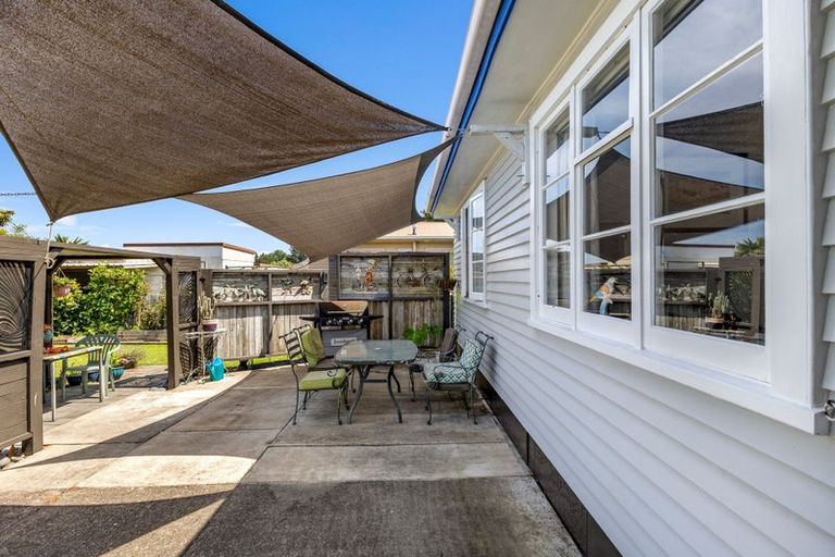 Photo of property in 6 Totara Street, Edgecumbe, 3120