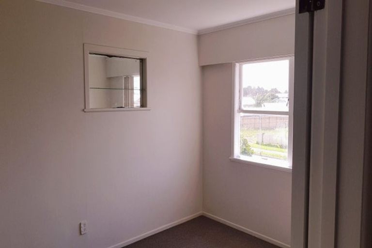 Photo of property in 81 Raglan Street, Mangere East, Auckland, 2024