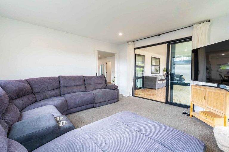 Photo of property in 19 Bob Carter Place, Welcome Bay, Tauranga, 3175