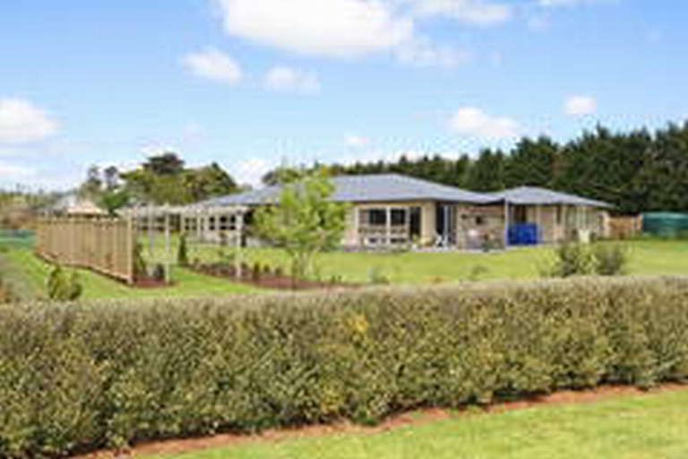 Photo of property in 57 Matarikoriko Road, Brixton, Waitara, 4382