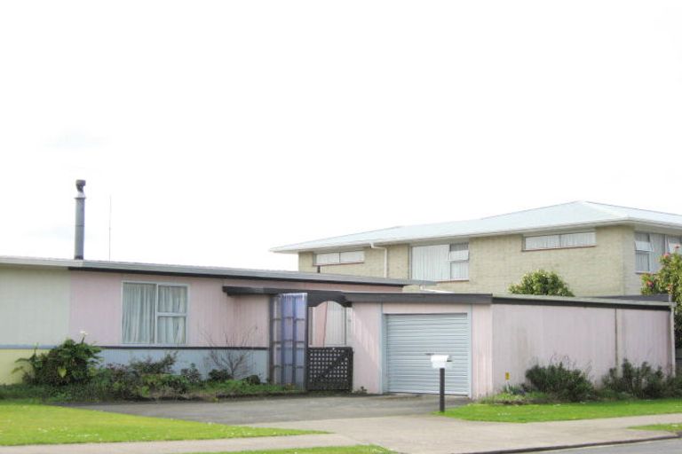 Photo of property in 8 Brookes Street, Inglewood, 4330