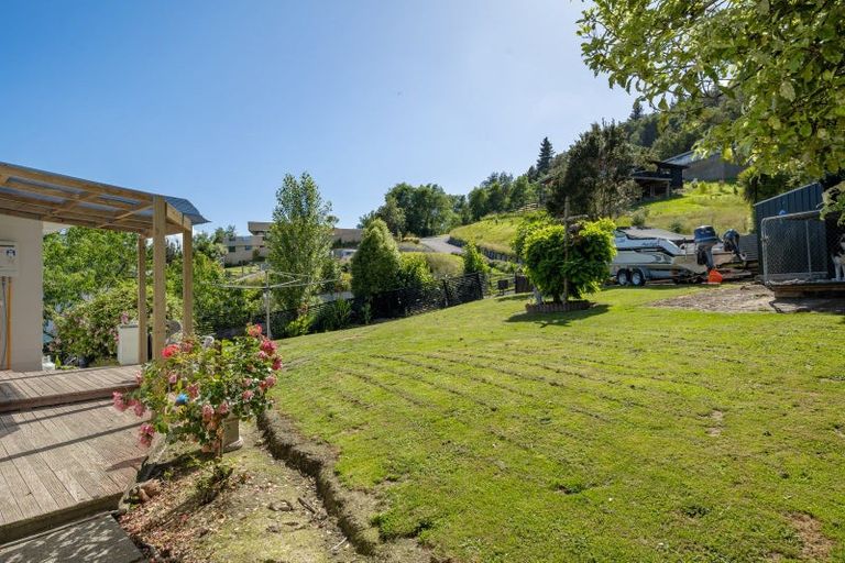 Photo of property in 79a Milton Terrace, Picton, 7220