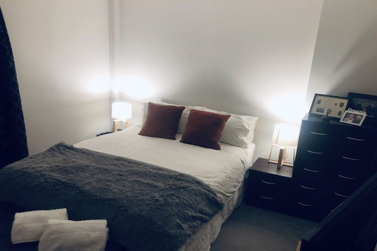 Photo of property in Piermont Apartments, 4i/82 Cable Street, Te Aro, Wellington, 6011