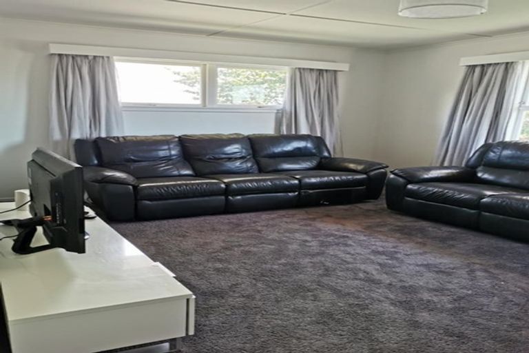 Photo of property in 220 Powderham Street, New Plymouth, 4310