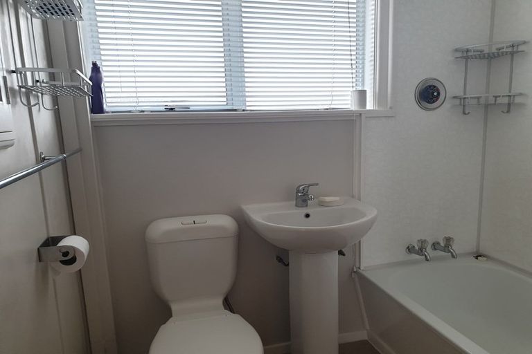 Photo of property in 15 Mckillop Street, Ranui, Porirua, 5024