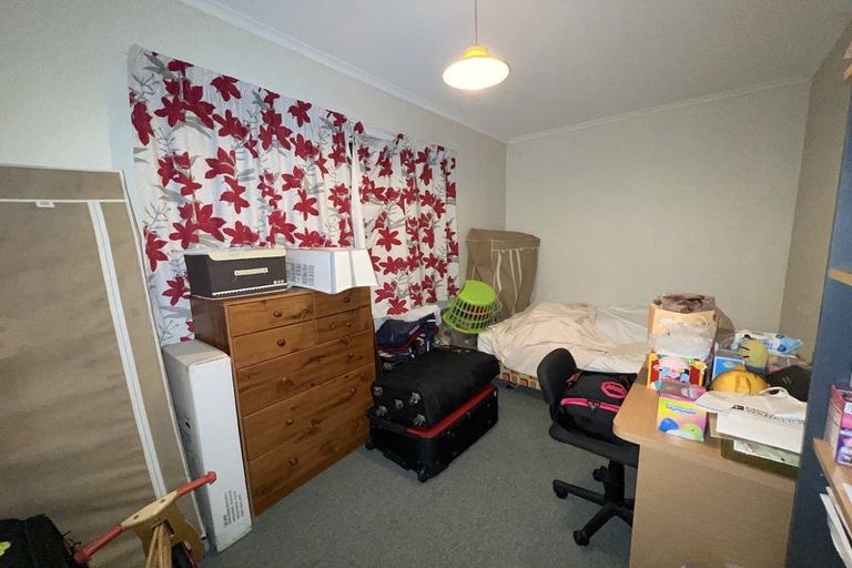 Photo of property in 27 Lyndon Street, Riccarton, Christchurch, 8041