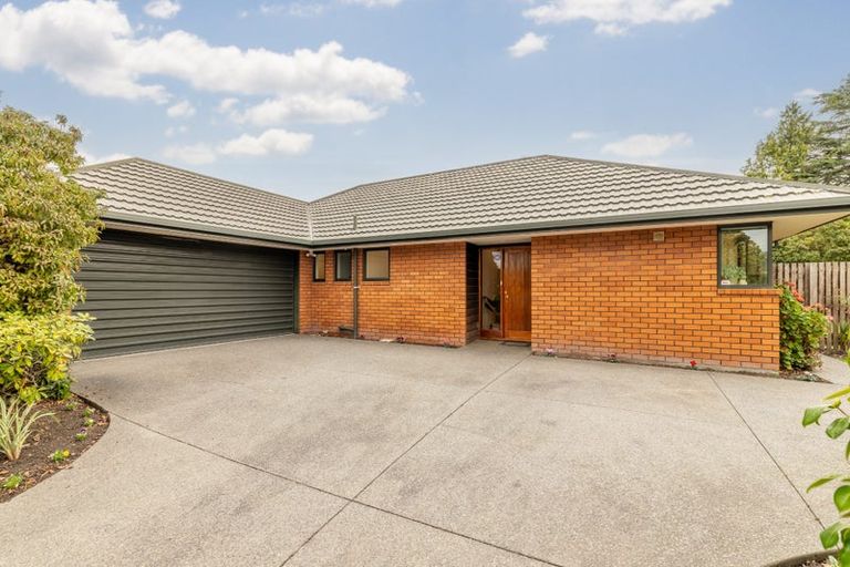Photo of property in 23a Farquhars Road, Redwood, Christchurch, 8051