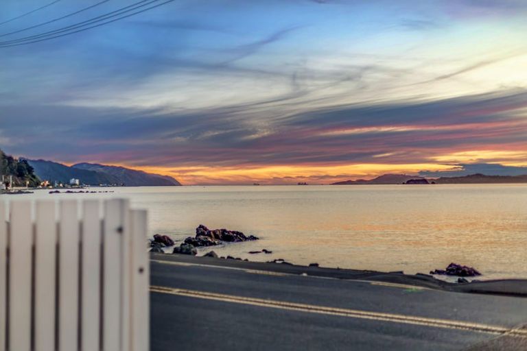 Photo of property in 409 Marine Drive, Mahina Bay, Lower Hutt, 5013
