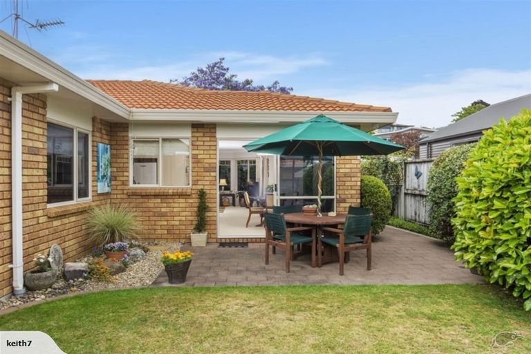Photo of property in 56 Freyberg Street, Otumoetai, Tauranga, 3110