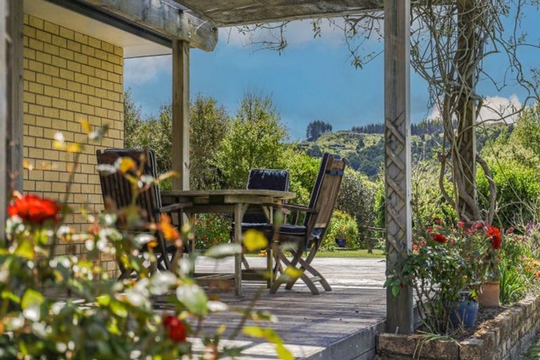 Photo of property in 84 Streamlands Swamp Road, Kaipara Flats, Warkworth, 0981