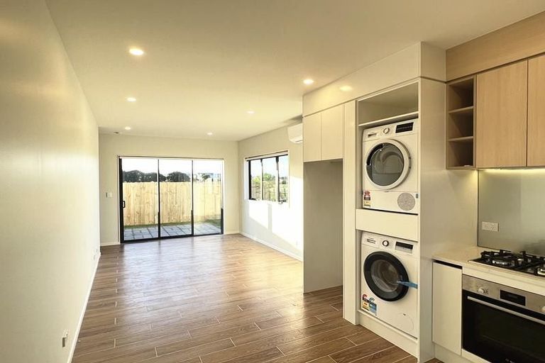 Photo of property in 27 Arahopu Place, Papakura, 2110