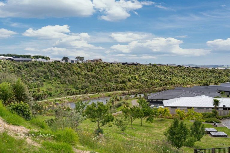 Photo of property in 4 Kissling Terrace, Pyes Pa, Tauranga, 3112