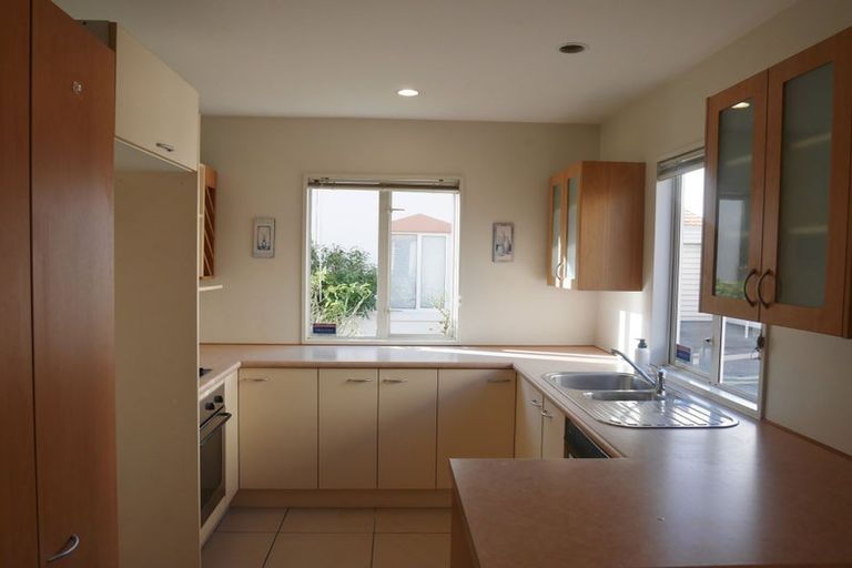 Photo of property in 66b Peverel Street, Riccarton, Christchurch, 8041