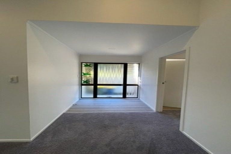 Photo of property in 58 Wirihana Road, Titirangi, Auckland, 0604