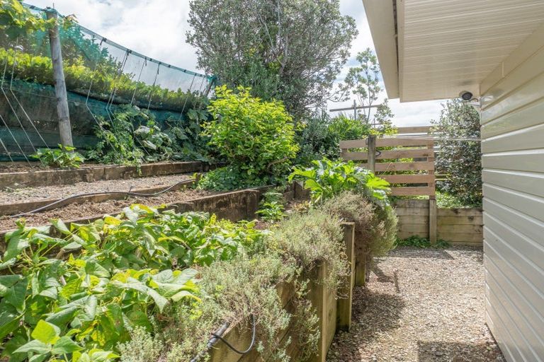 Photo of property in 4 Torsby Road, Coopers Beach, 0420