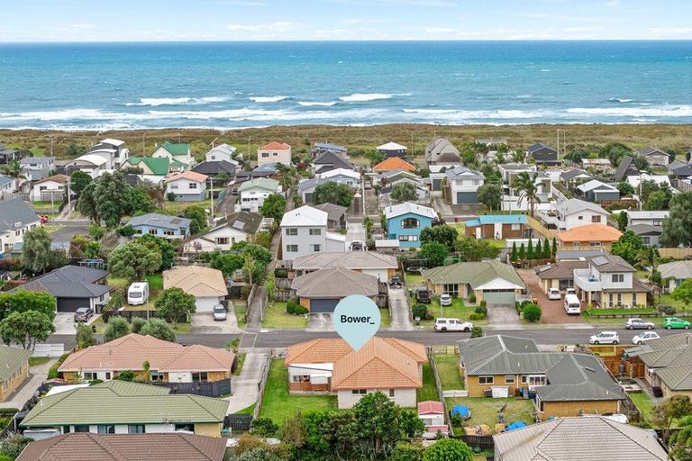 Photo of property in 22 Blake Boulevard, Papamoa Beach, Papamoa, 3118