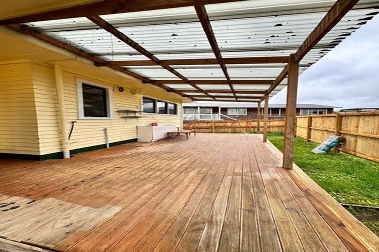 Photo of property in 3 Applewood Drive, Henderson, Auckland, 0612